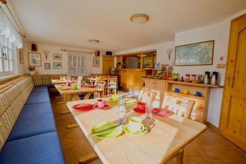 Pension & Chalet Sch�fer