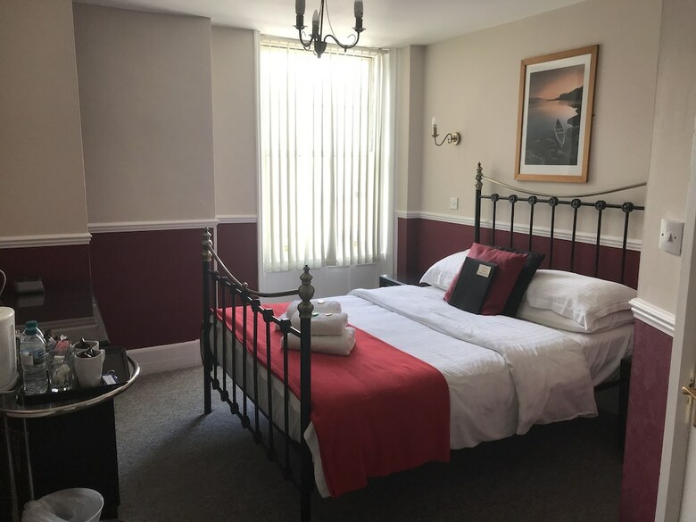 Hostal Kempfield House