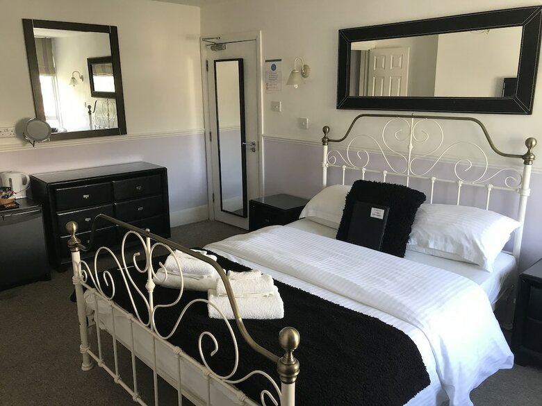 Hostal Kempfield House