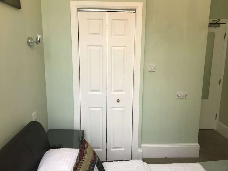 Hostal Kempfield House