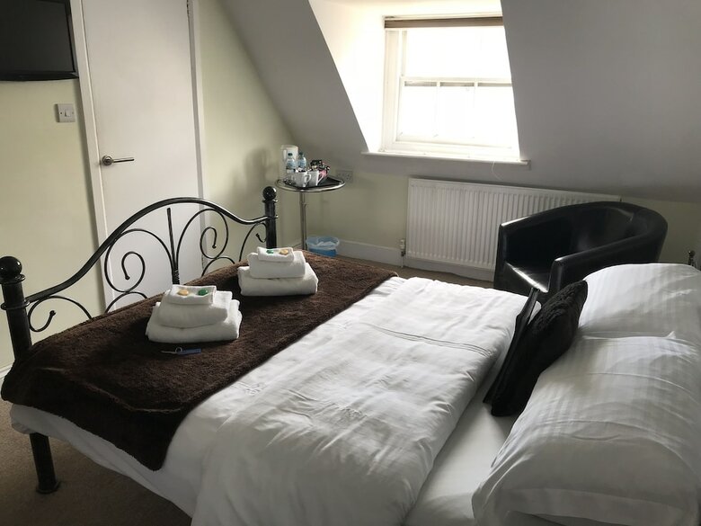 Hostal Kempfield House