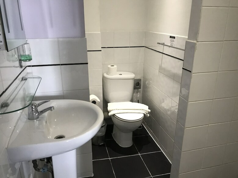 Hostal Kempfield House