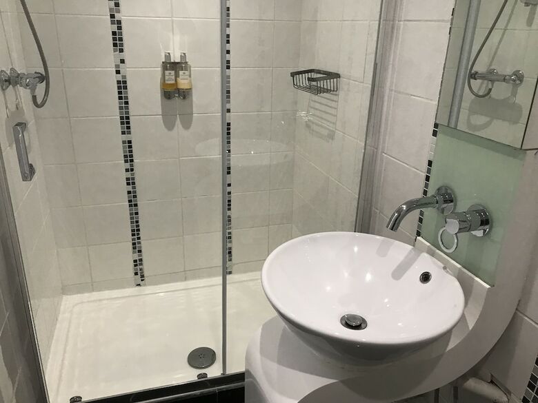 Hostal Kempfield House