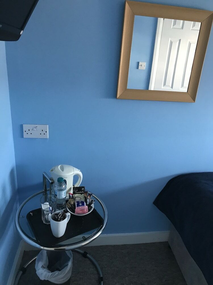 Hostal Kempfield House