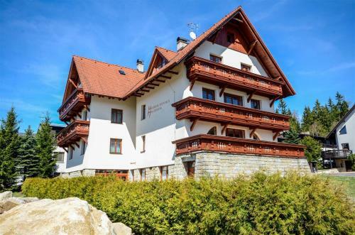 Hostal Harrachovsk� Hacienda