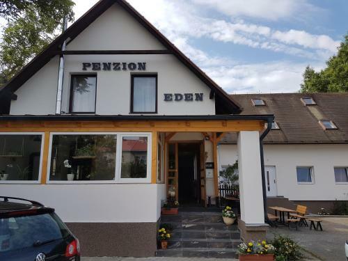 Hostal Penzion Eden Turnov