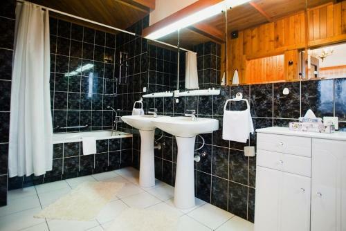 Hostal Pensjonat Szymaszkowa 1