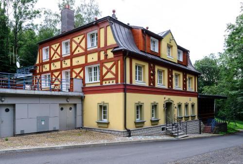 Hostal Libverda Resort & Spa Pension Labsk�