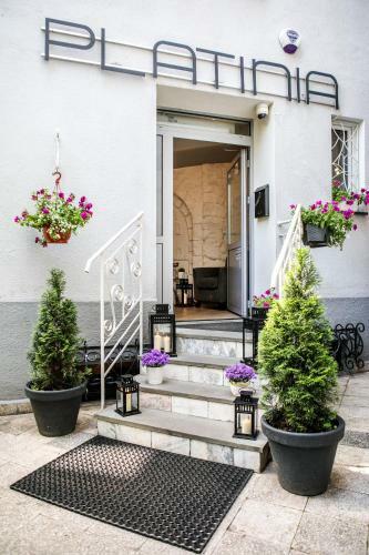 Hostal Apartamenty Platinia