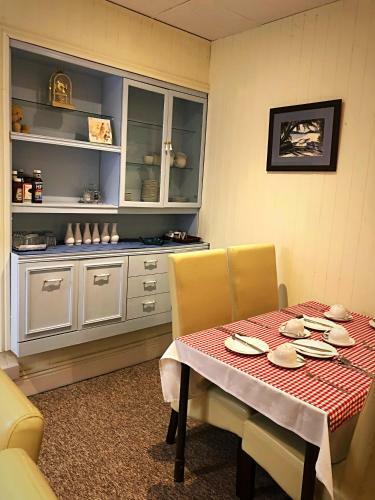 Hostal Haydee Guesthouse
