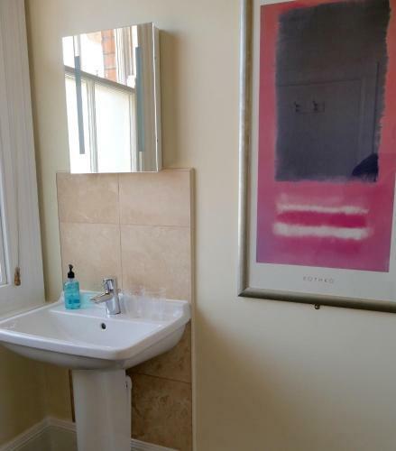 Hostal Alcuin Lodge Guest House