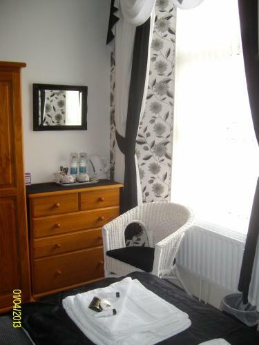 Hostal Kelvin House