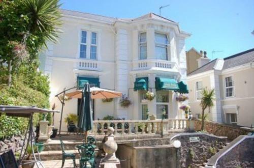 Hostal Kelvin House