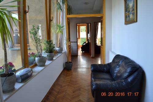 Hostal Pokoje I Apartamenty Krup�wki 36