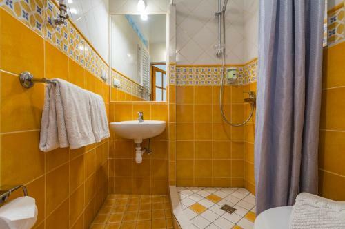 Hostal Pokoje I Apartamenty Krup�wki 36