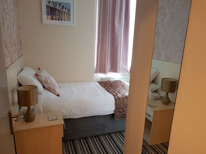 Hostal 74 Belgravia