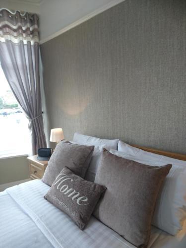Hostal Burleigh Guest House
