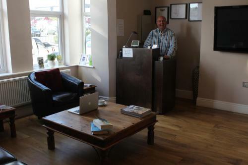 Hostal Marlborough Guest House