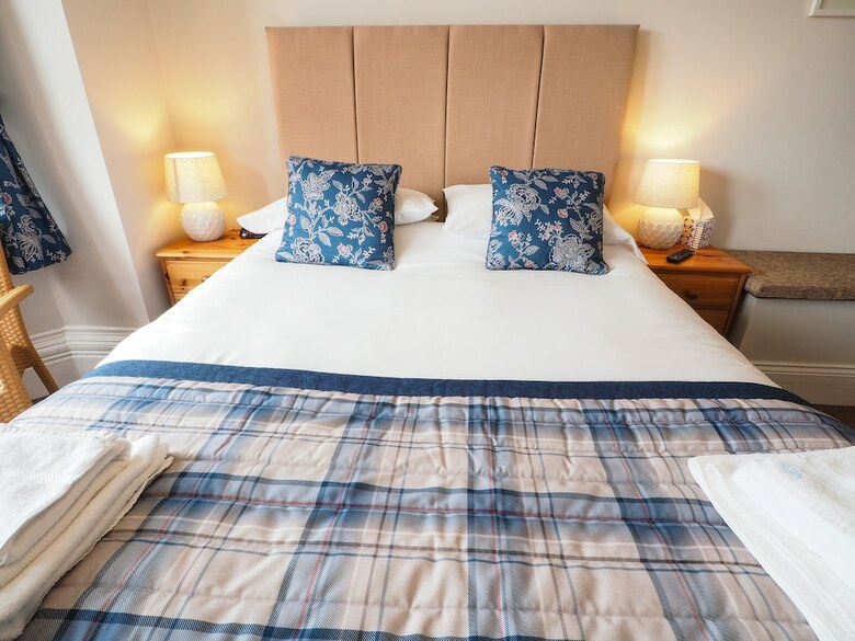 Hostal Bay Lodge Guest House