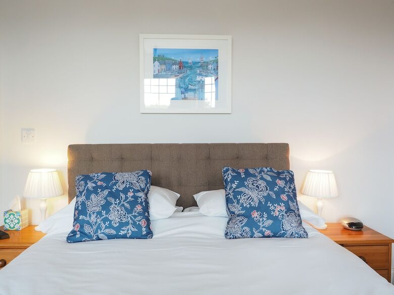 Hostal Bay Lodge Guest House