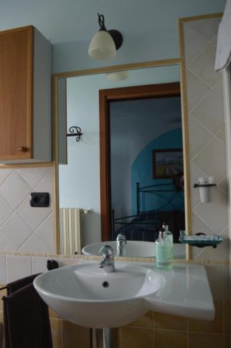 Bed & Breakfast Tra Monti E Vigne
