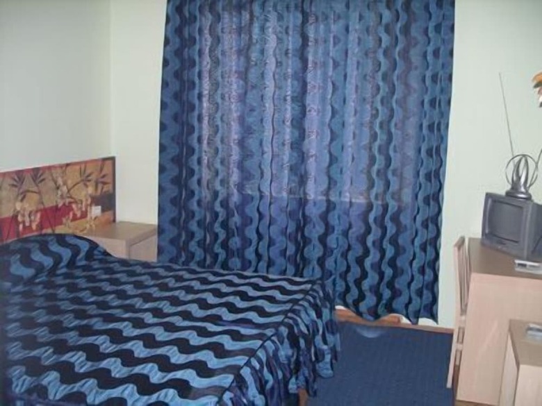 Seven Hotel