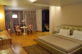 Sky Tower Hotel