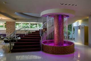 Sky Tower Hotel