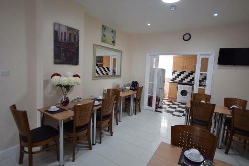 Hotel Woodlands Lodge Ilford