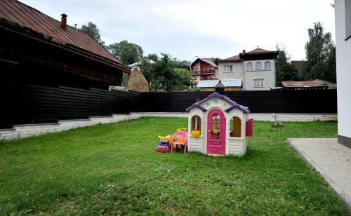 Hostal Pensiunea Ellemar