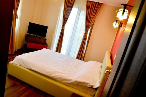 Arlequin Apartments