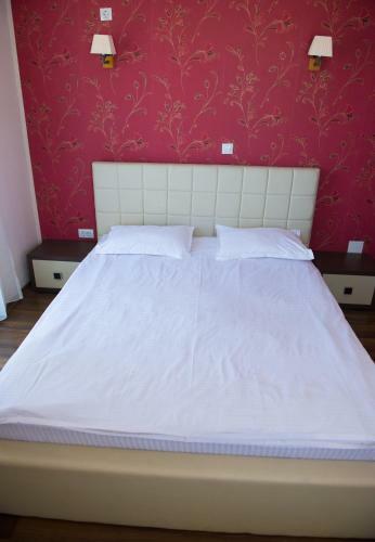 Arlequin Apartments