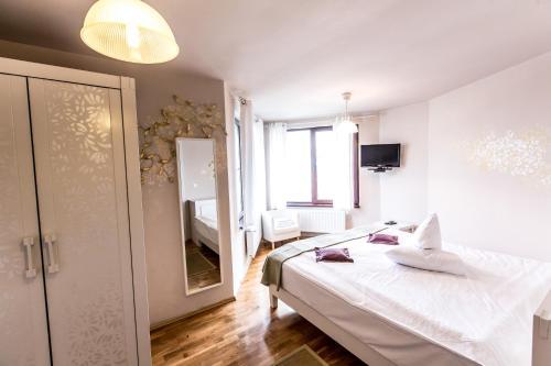 Hostal Casa Din Bran - Inn Nature
