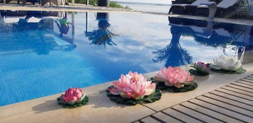 Hostal Almar Lake View