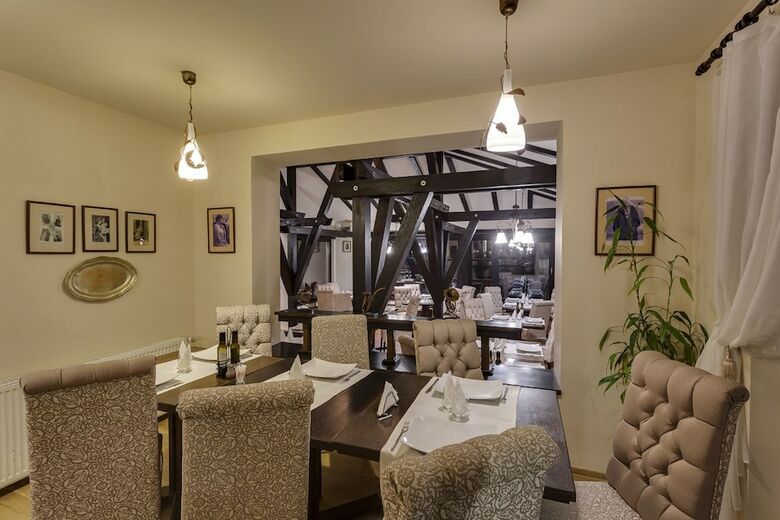 Hostal Casa Din Bran -inn Center