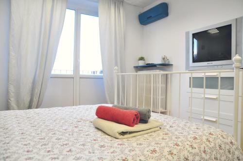 6 Sense Apartment