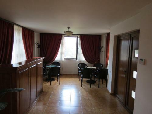 Hostal Vila Piano