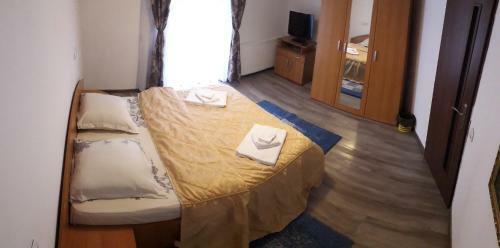 Lodge Vila Livia Borsa