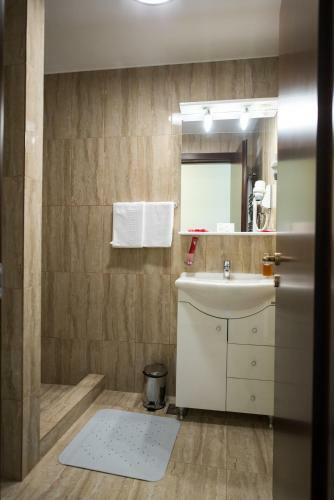 Sara Boutique Hotel - Laurette Due