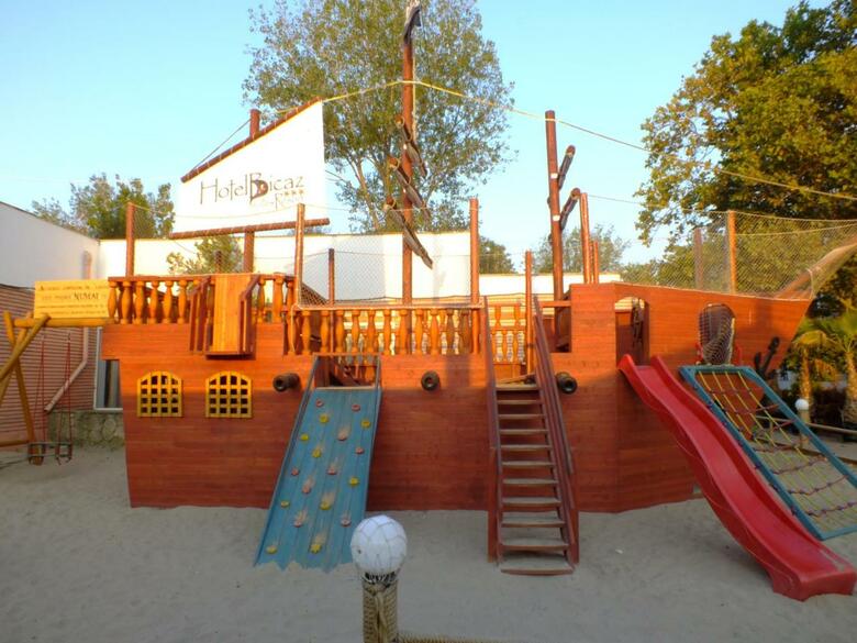 Hotel Bicaz - Pirates Resort