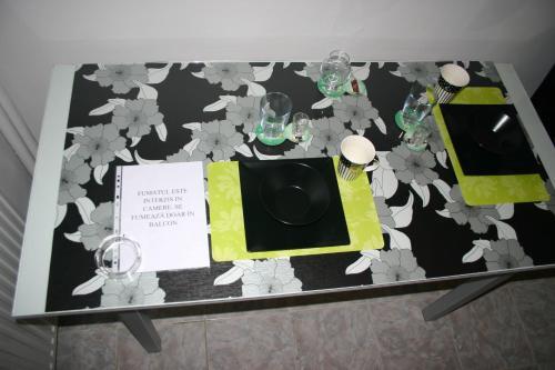 Apartamento Salonul Mov