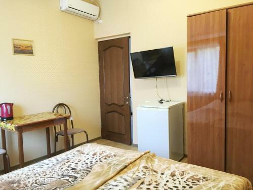 Hostal Liana Guest House