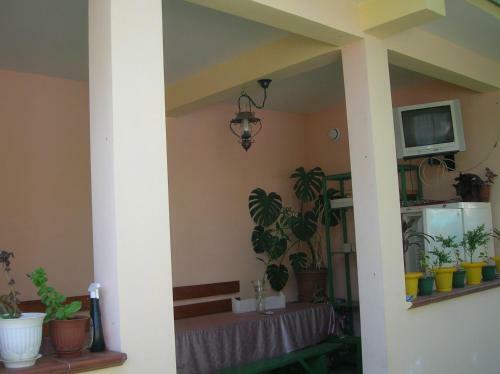Hostal Guest House Yug