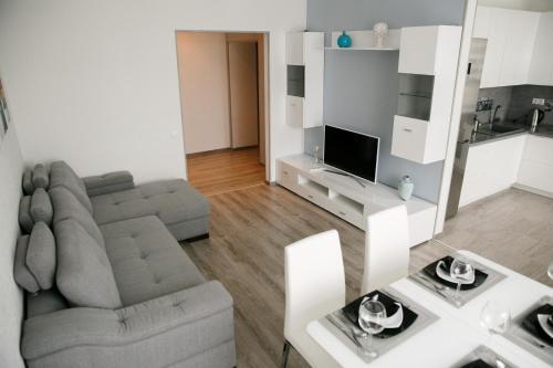 Apartment On Dzerzhinskogo 16