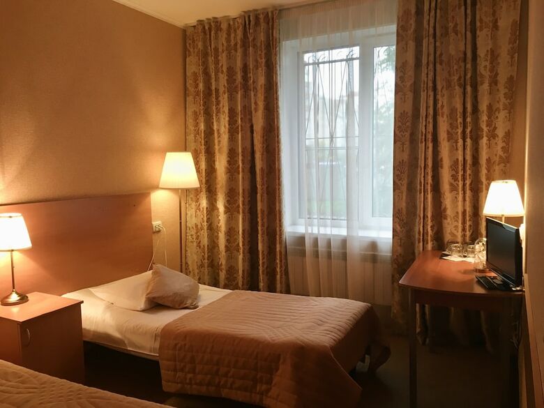 Hostal Zvezdny Hotel