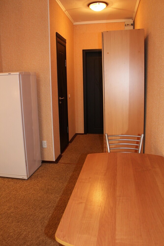 Hostal Zvezdny Hotel