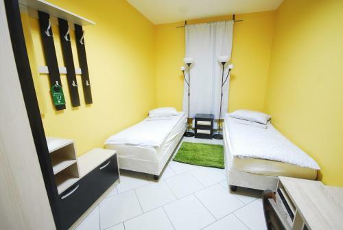 Hotel Landmark City Hostel