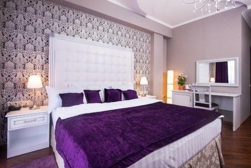 Hotel ?????-????? De Paris