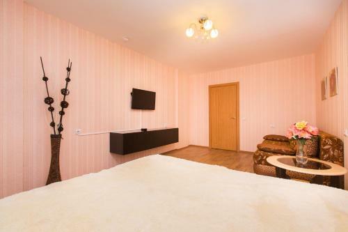 Apartamento Homehotel Karla Marksa 49