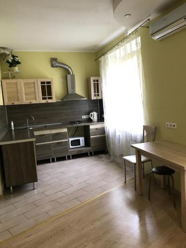 Apartments On Alleya Geroyev St.1